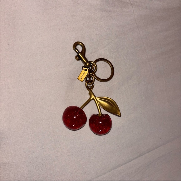 Coach cherry red charm - Picture 6 of 7